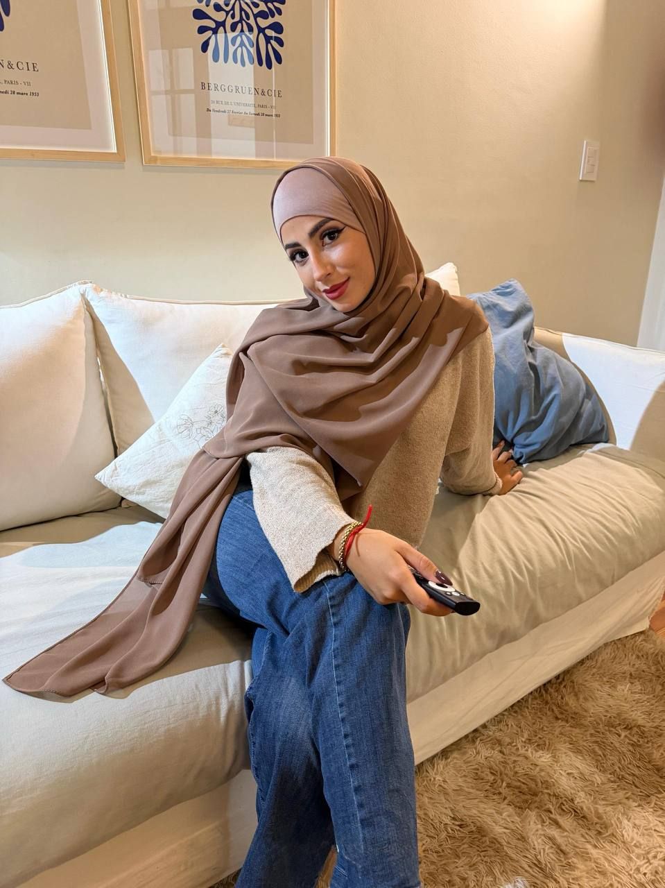 Shirin ☽ شيرين 🍇 promotional photo